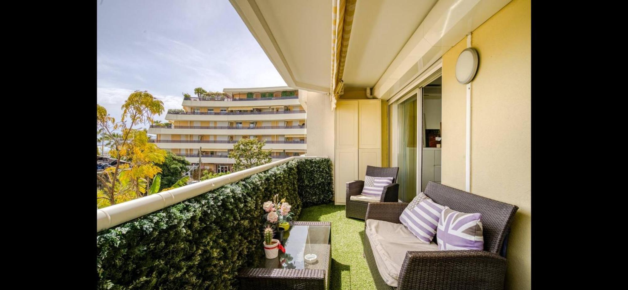 Beach & Airport Appartement Saint-Laurent-du-Var Exterior photo